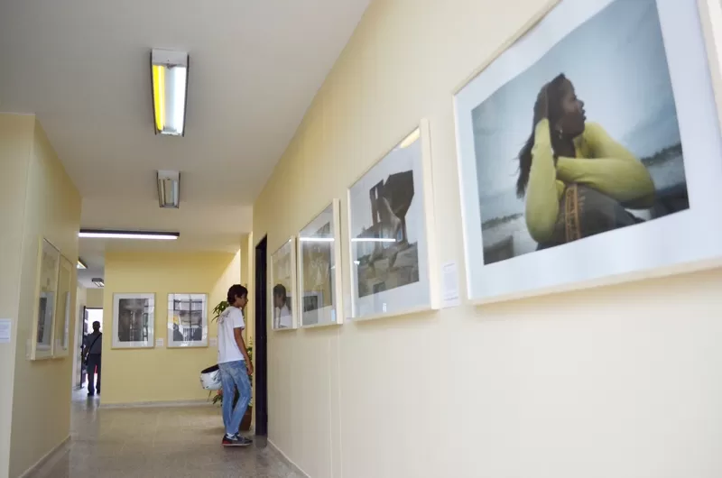 Muestra de fotos del Museo Nacional, expuestas en Tame.